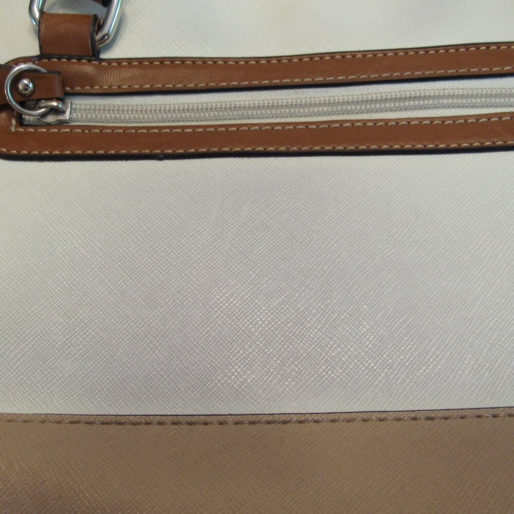 Giani Bernini Cream and Tan Purse/Handbag/Shoulder Bag - Picture 14 of 16